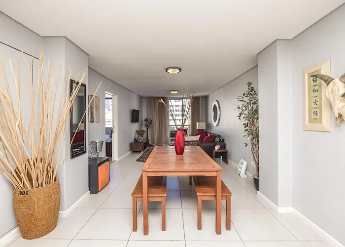 Homey Apartment At The Greenmarket Square